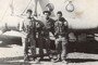 Юрий ИСЛАМОВ (слева) с боевыми друзьями. Юрий ИСЛАМОВ (слева) с боевыми друзьями.