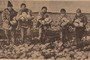 Трудящиеся Октябрьского района спасают урожай капусты. Трудящиеся Октябрьского района спасают урожай капусты.
